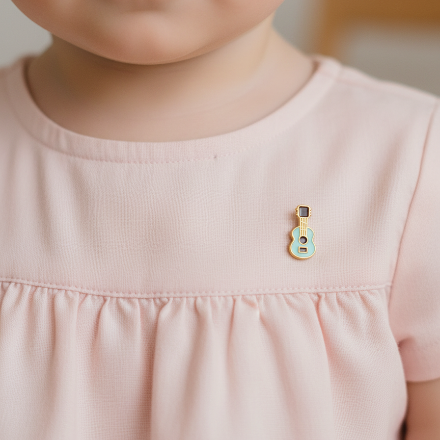Guitar Lapel pin