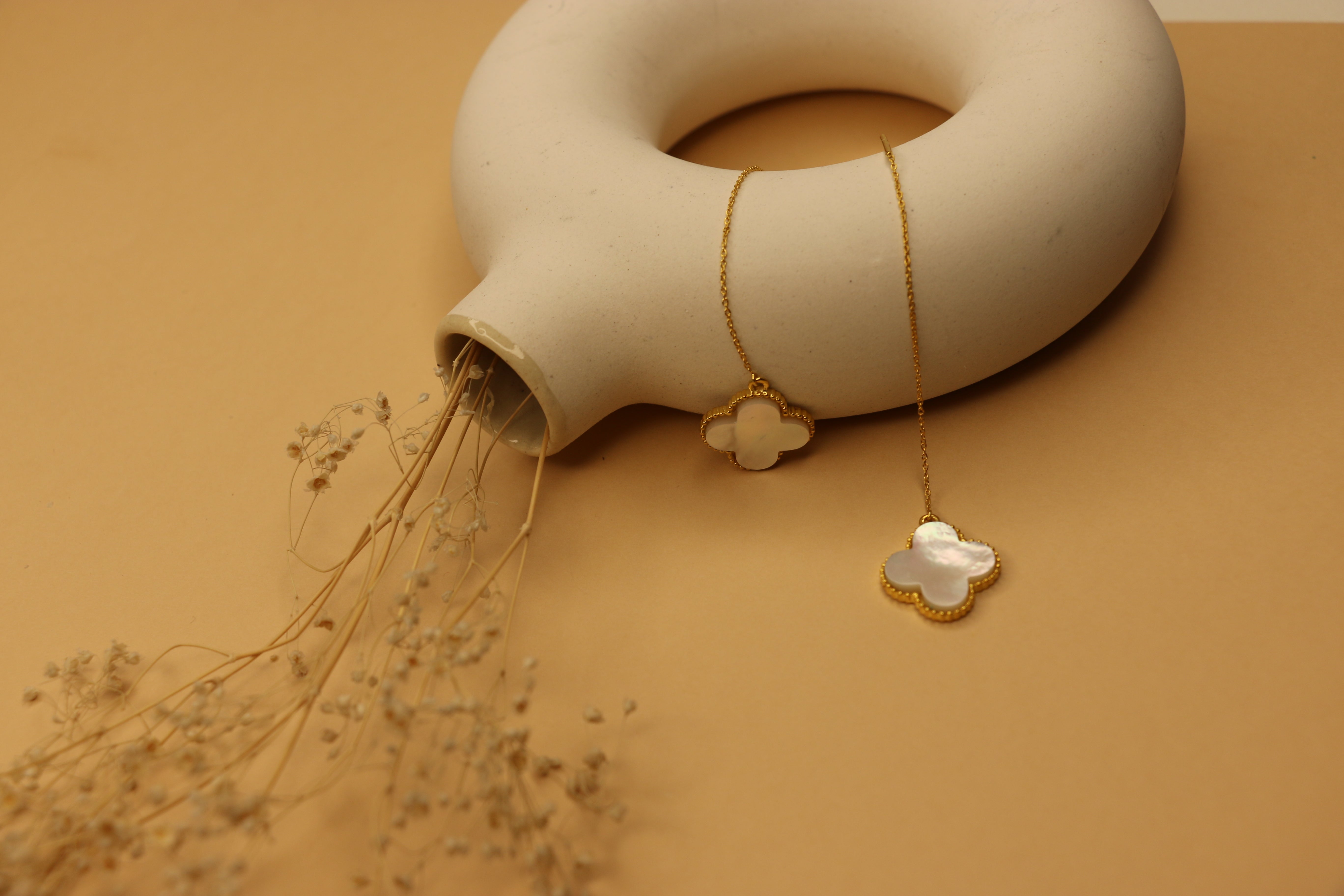 Mop clover threader earrings