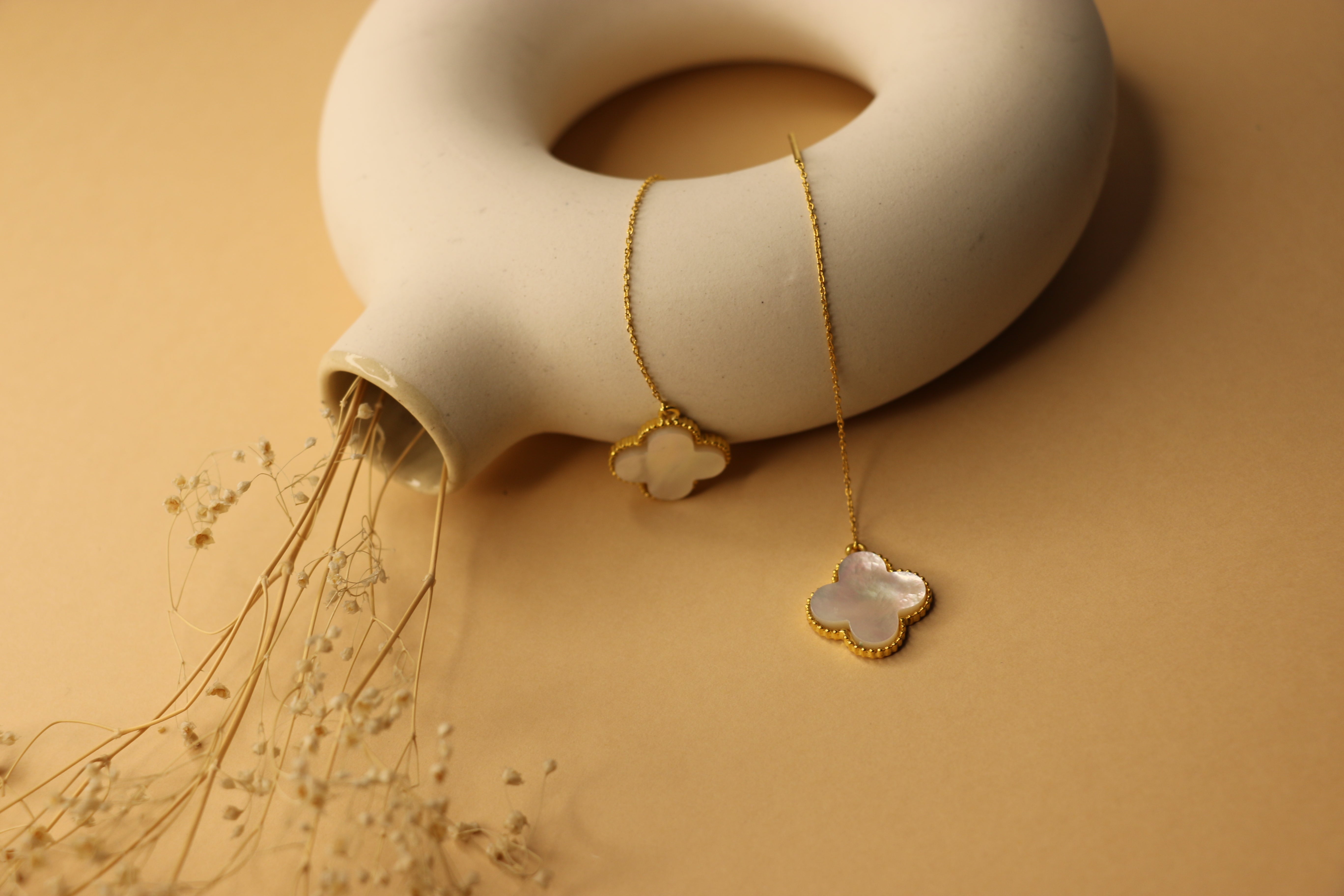 Mop clover threader earrings