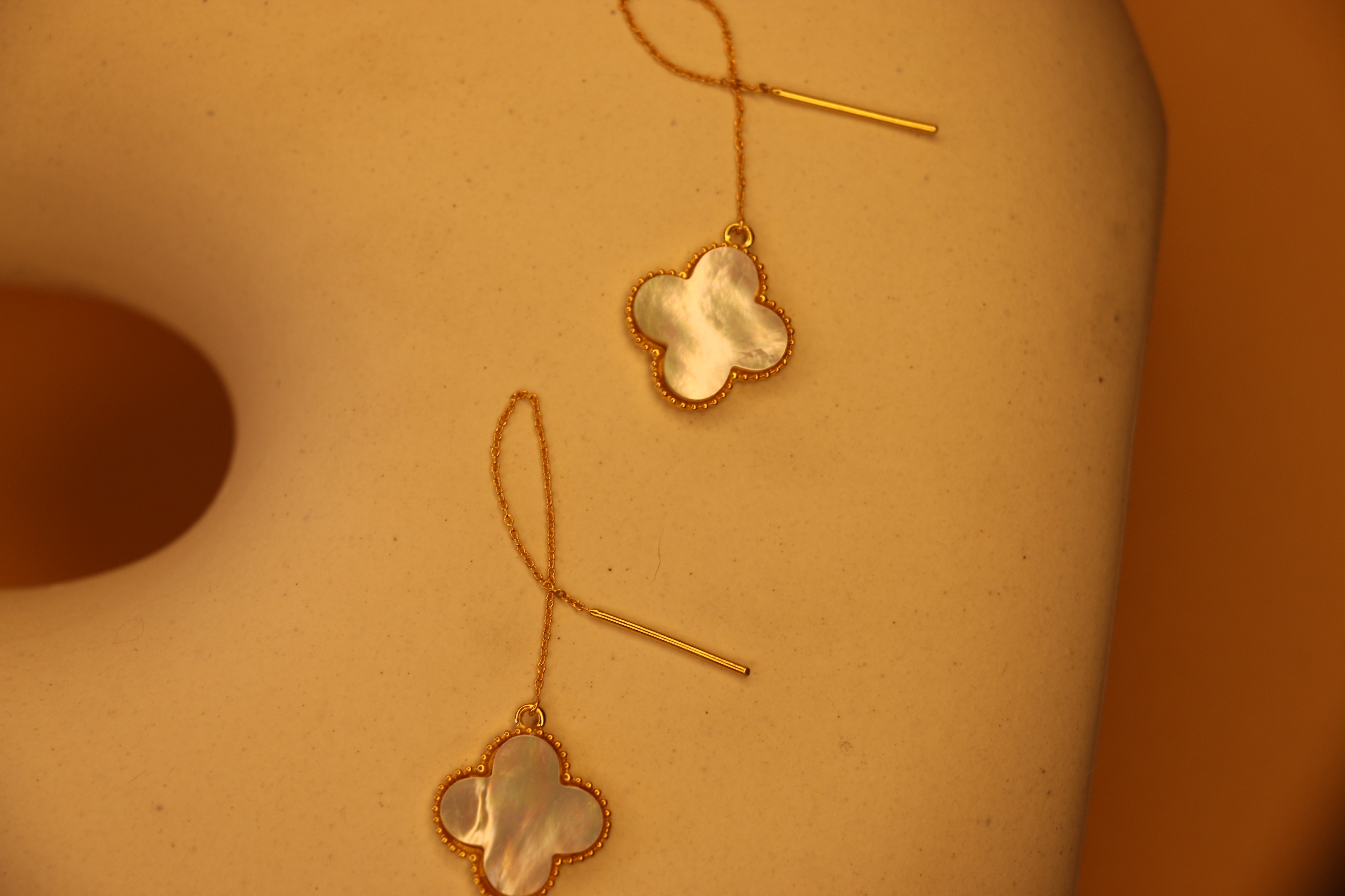 Mop clover threader earrings