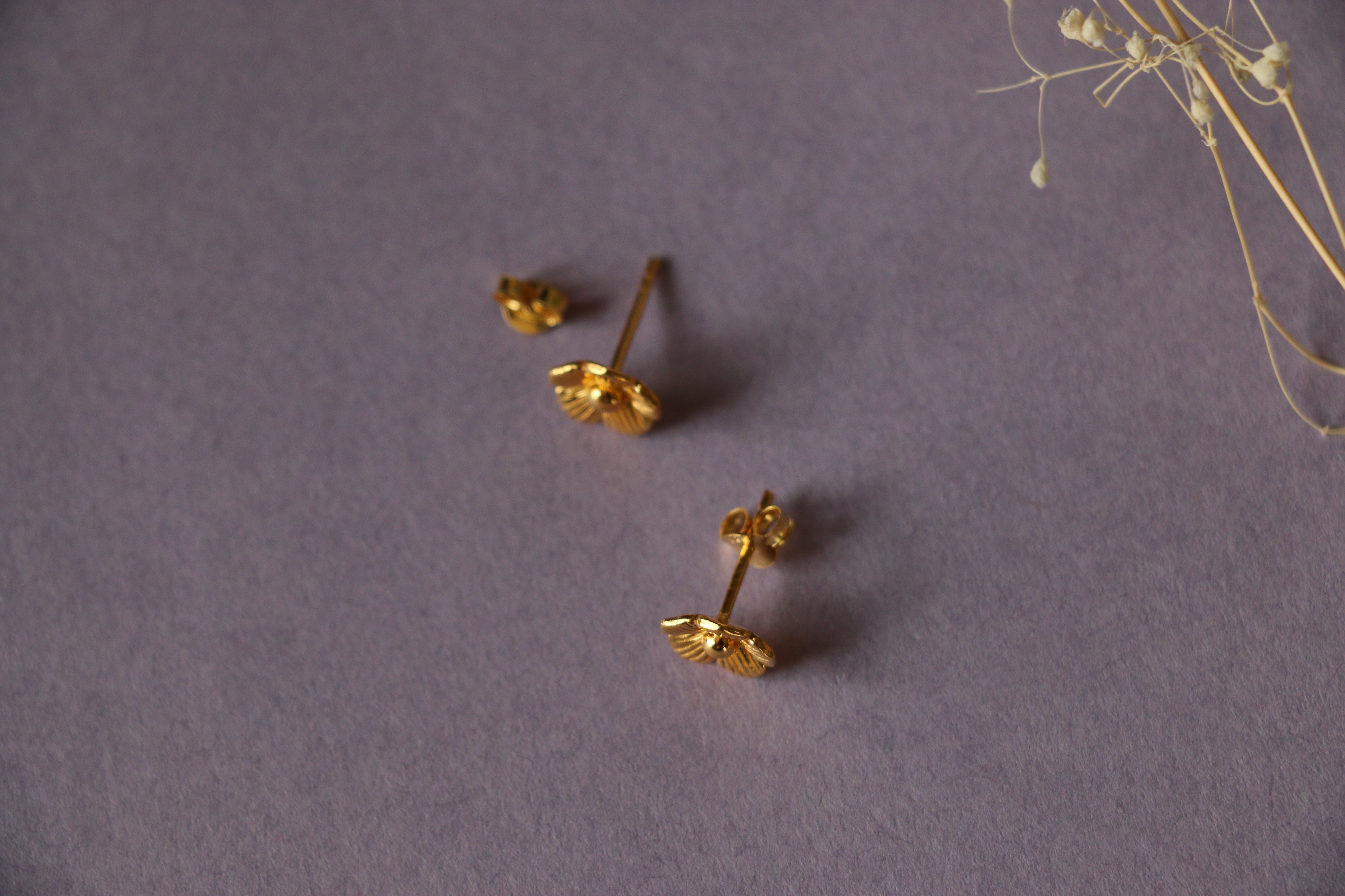 Floral ear studs