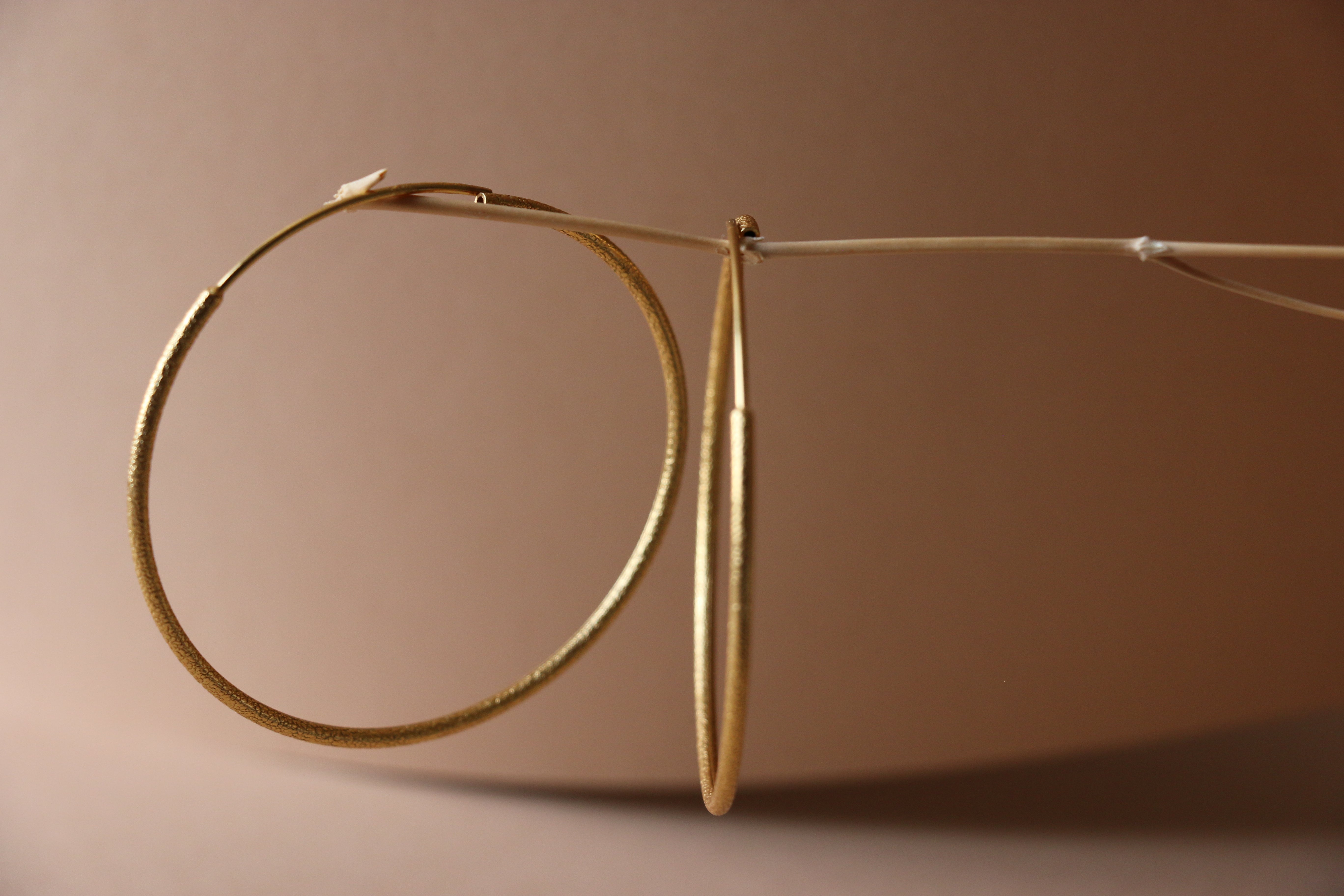 Giant round ear hoops