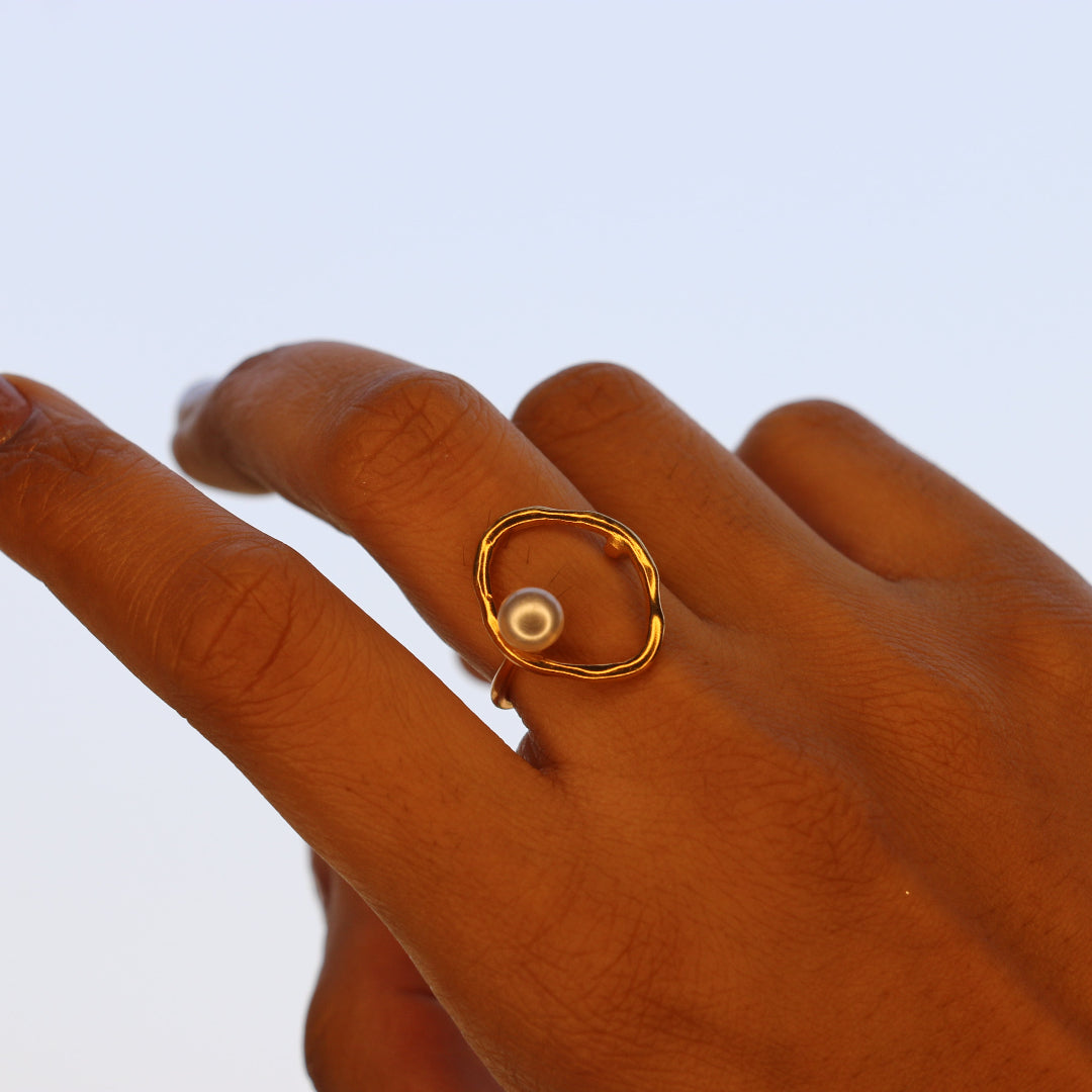 Pearl round ring