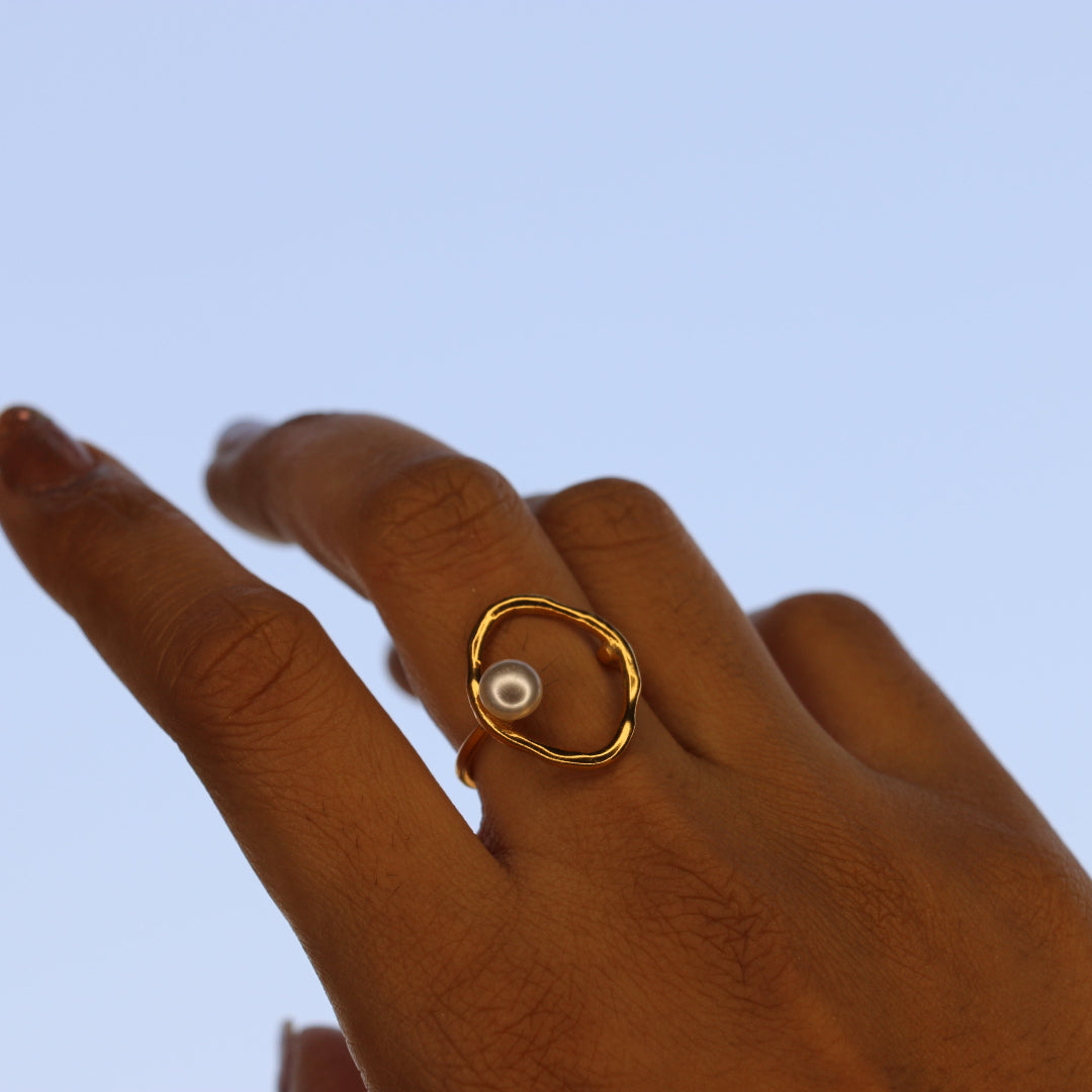 Pearl round ring