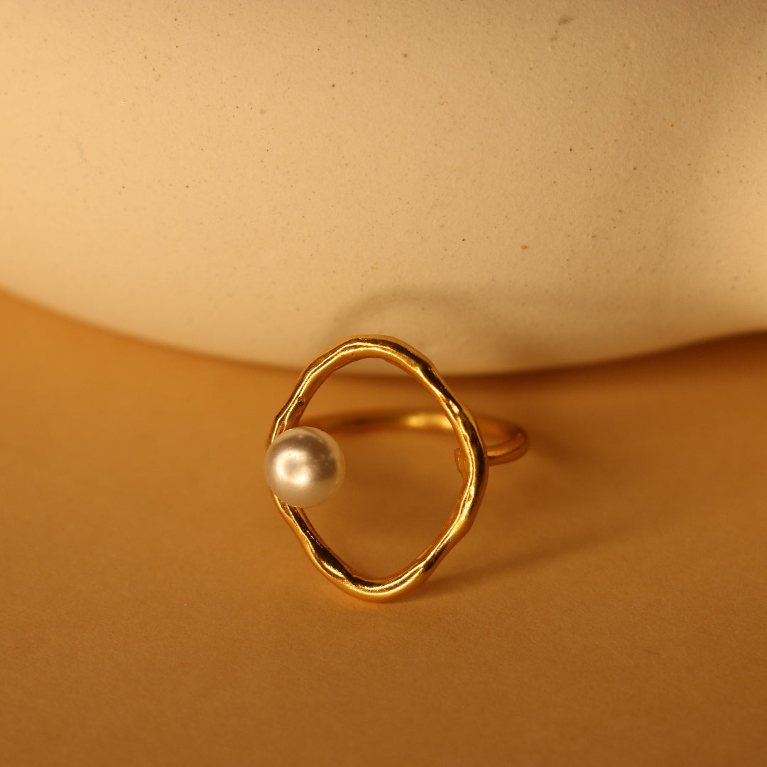 Pearl round ring