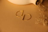 D shaped semi ear hoops