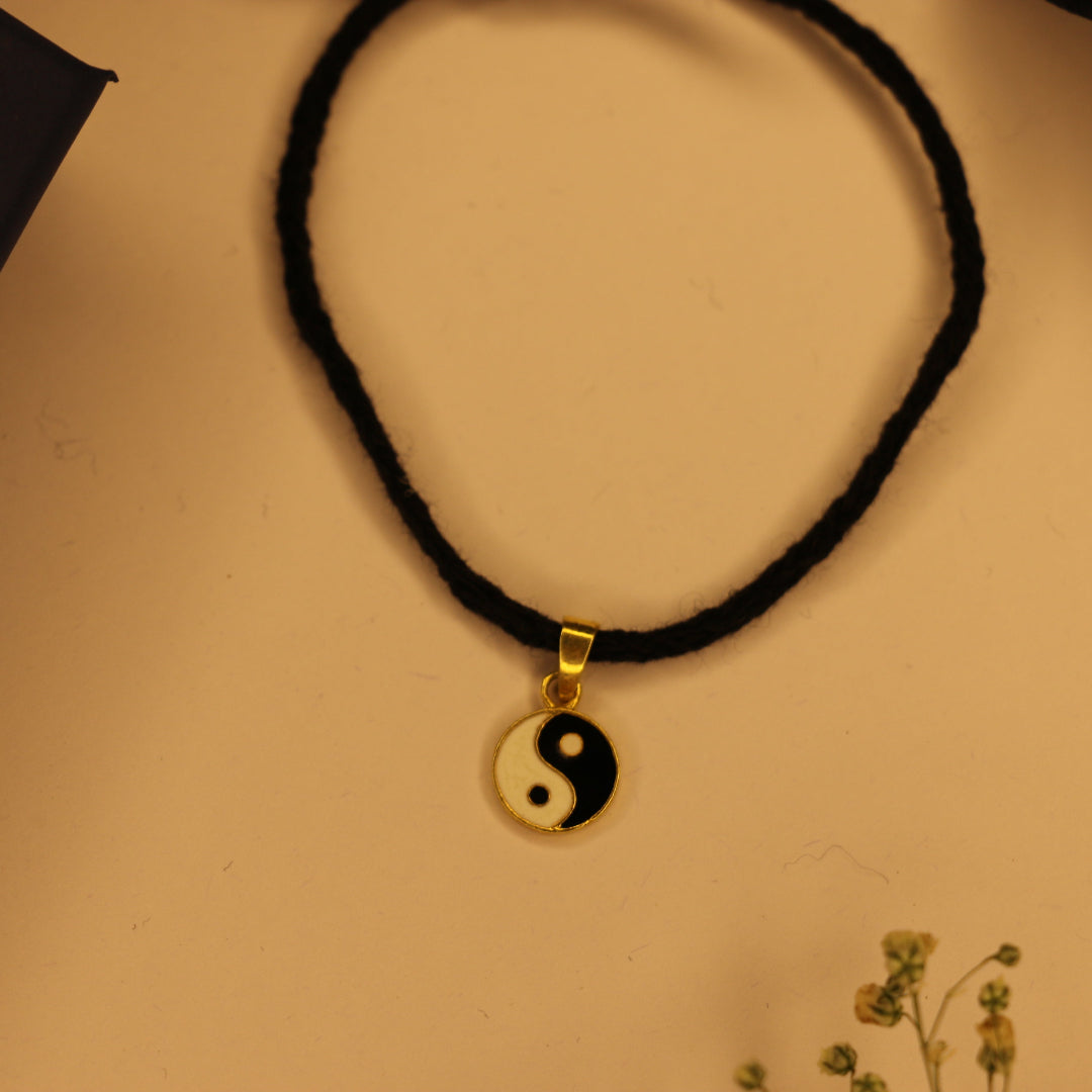 Yin-Yang black thread nazarbattu