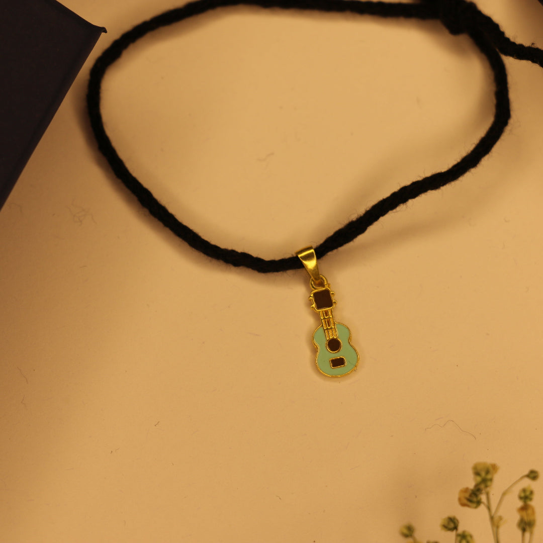 Guitar black thread nazarbattu
