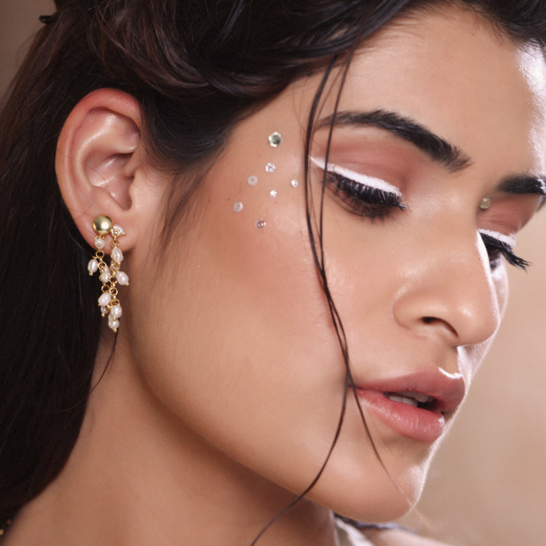 Pearl long dual danglers