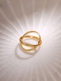 Twisted ring