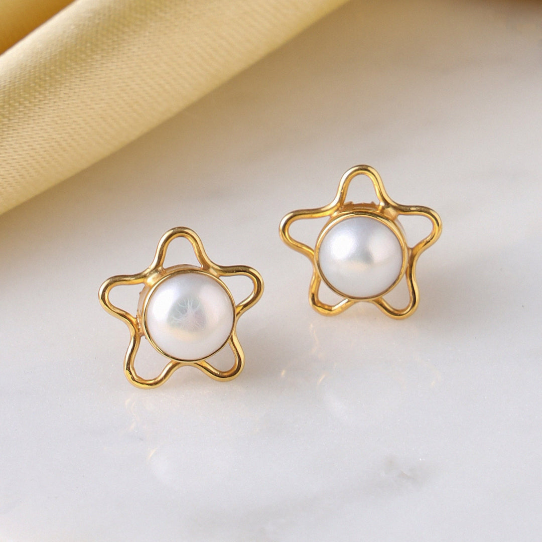 Star flower shaped studs