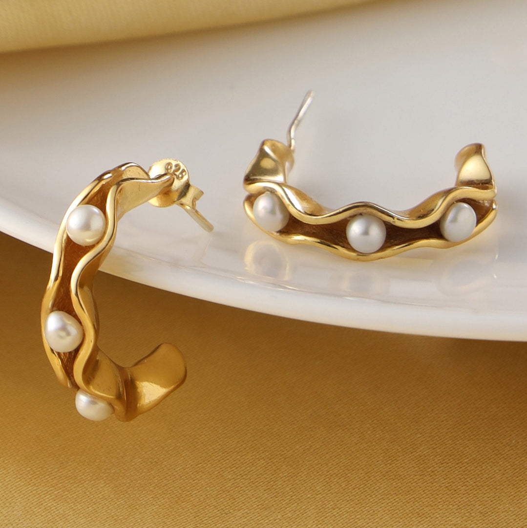 Pearl oyster hoops