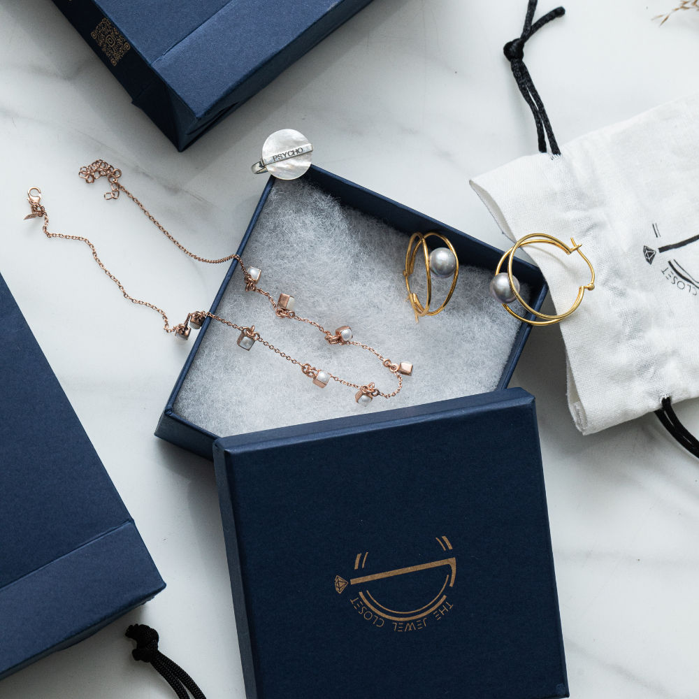 The Jewel Closet Store