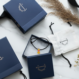 Giraffe black thread 92.5 silver nazarbattu